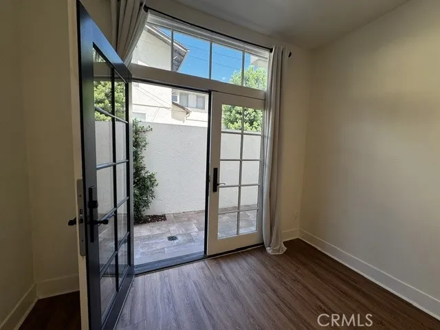 288 S Oakland Pasadena, CA 91101