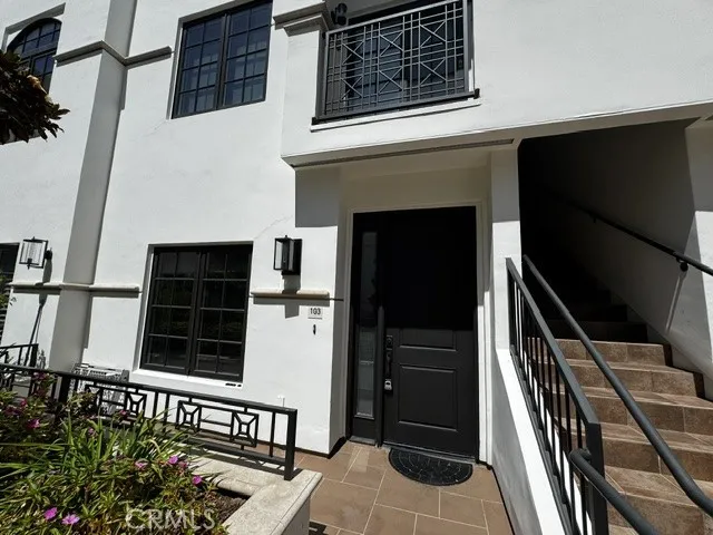 288 S Oakland Pasadena, CA 91101