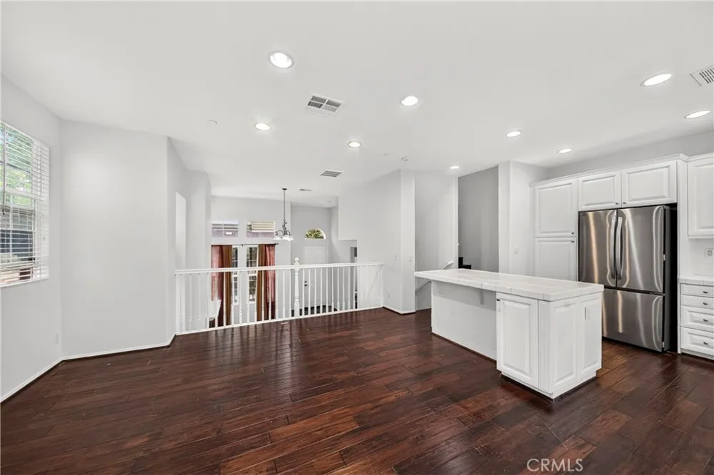 2068 Owens Drive Fullerton, CA 92833