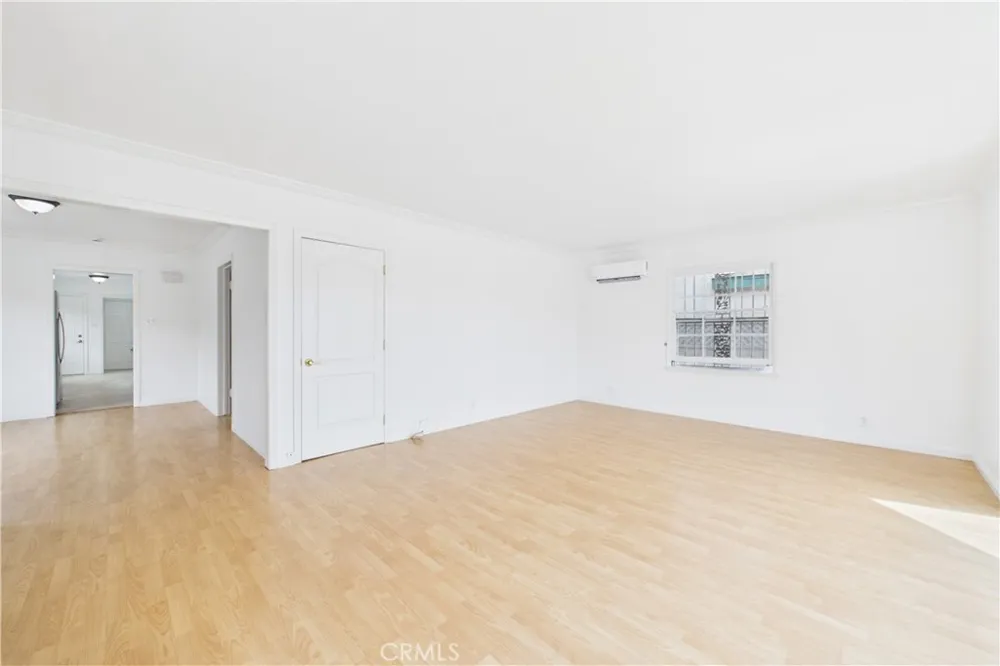741 W Hill Long Beach, CA 90806