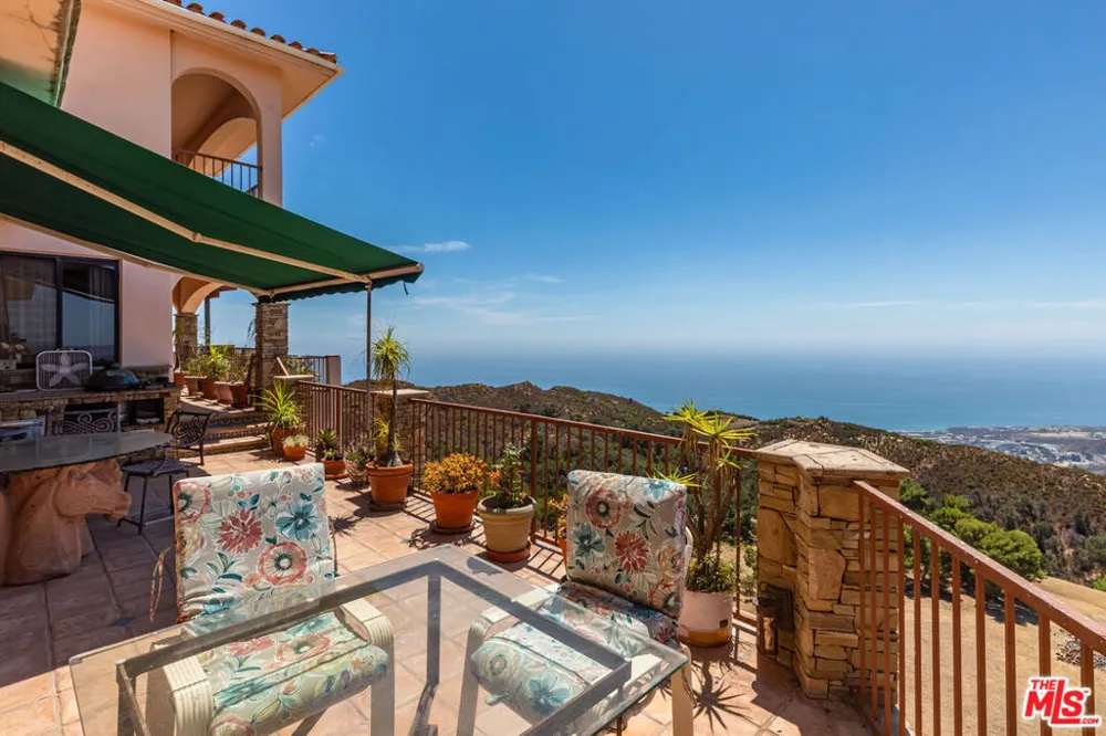 140 Valle Lindo Street Malibu, CA 90265