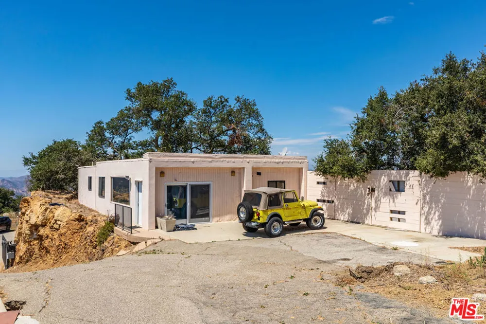 140 Valle Lindo Street Malibu, CA 90265