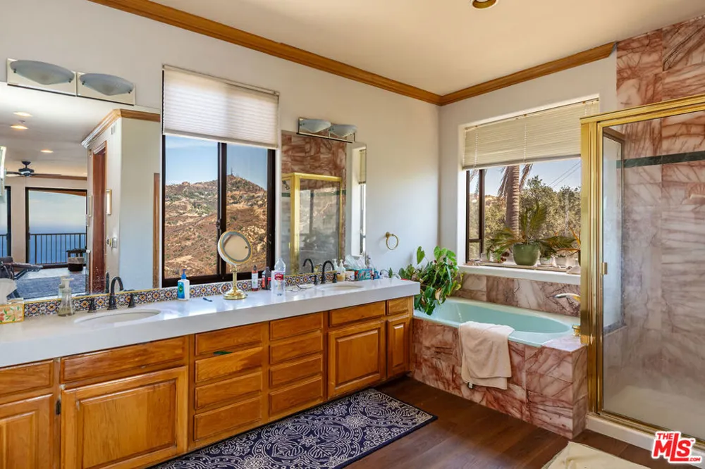 140 Valle Lindo Street Malibu, CA 90265
