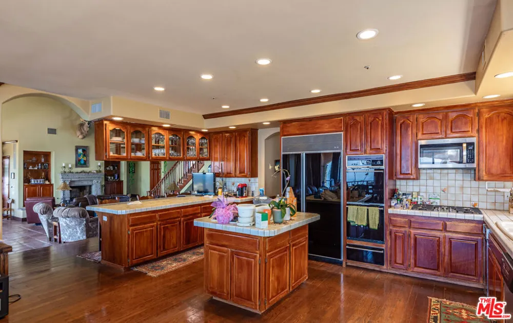 140 Valle Lindo Street Malibu, CA 90265