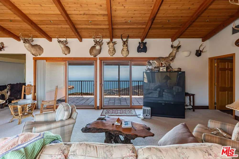 140 Valle Lindo Street Malibu, CA 90265