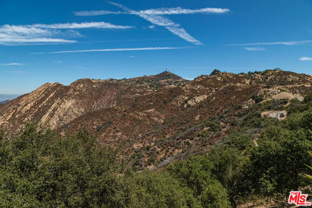 140 Valle Lindo Street Malibu, CA 90265