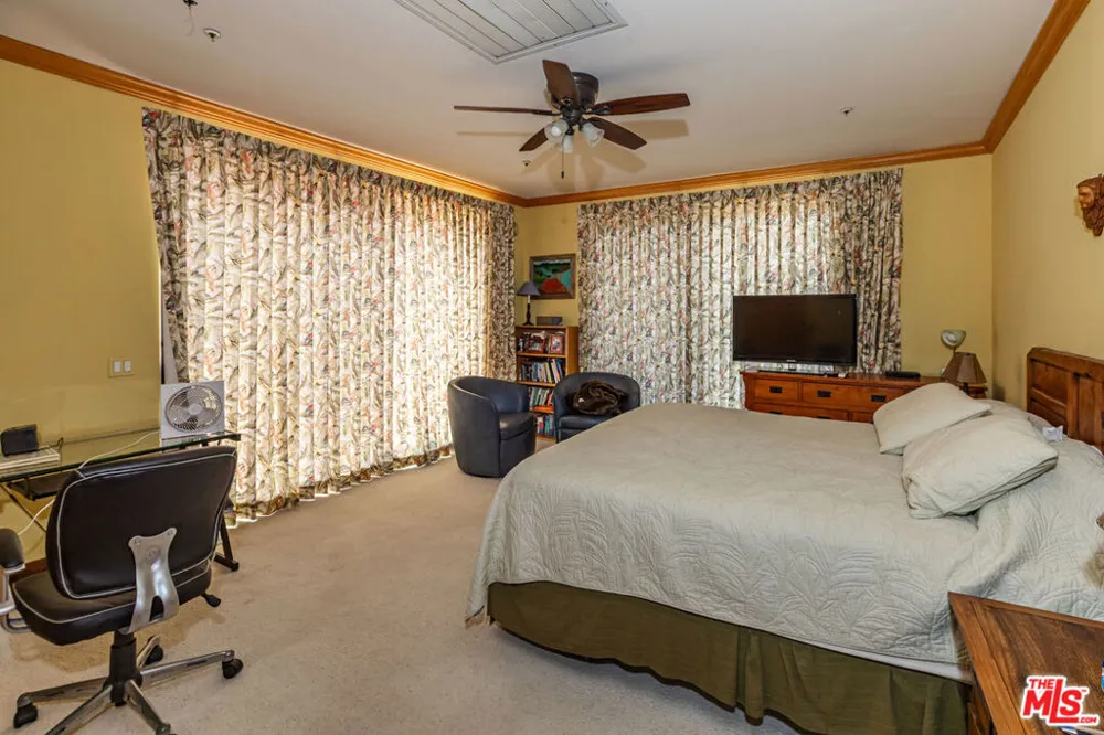 140 Valle Lindo Street Malibu, CA 90265
