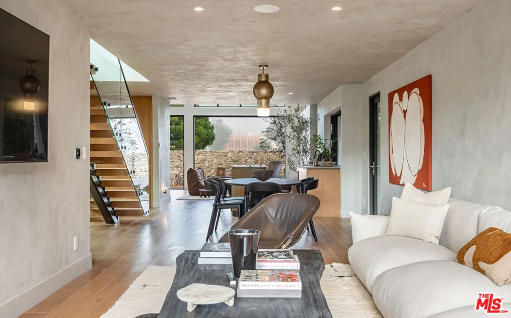 23505 Malibu Colony Road Malibu, CA 90265
