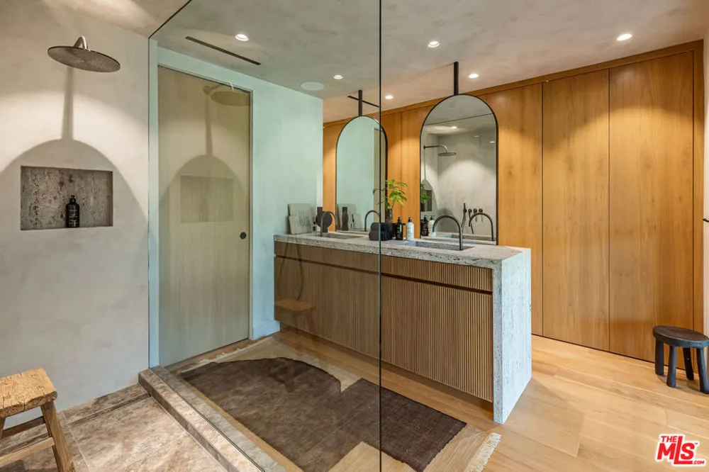 23505 Malibu Colony Road Malibu, CA 90265