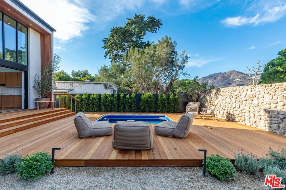 23505 Malibu Colony Road Malibu, CA 90265