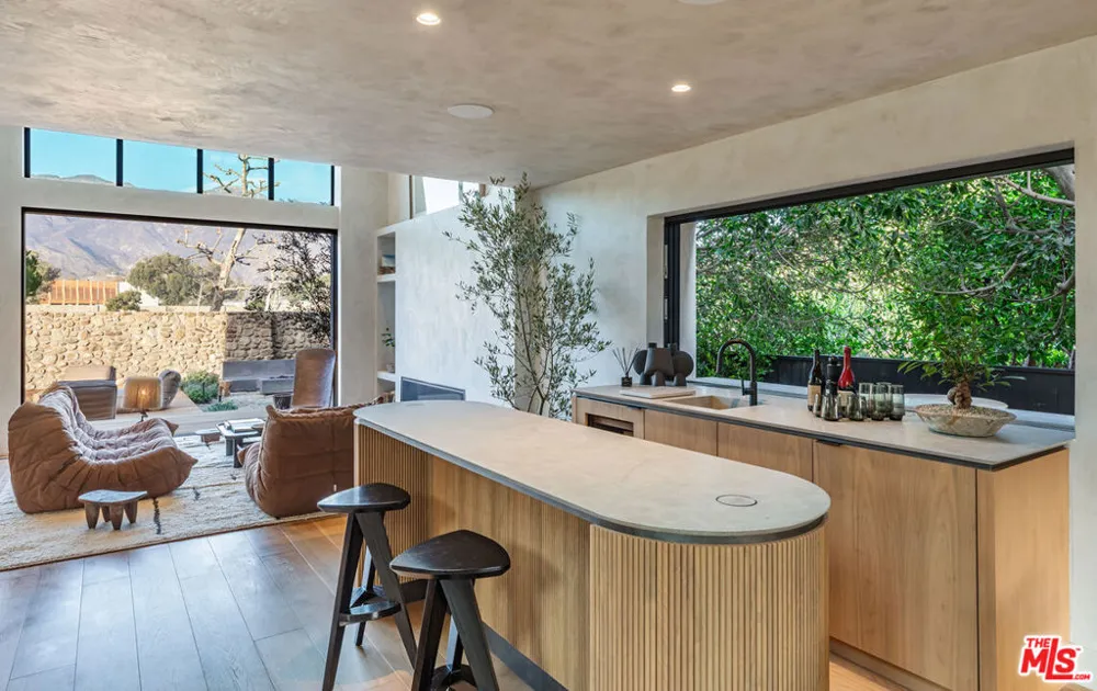 23505 Malibu Colony Road Malibu, CA 90265