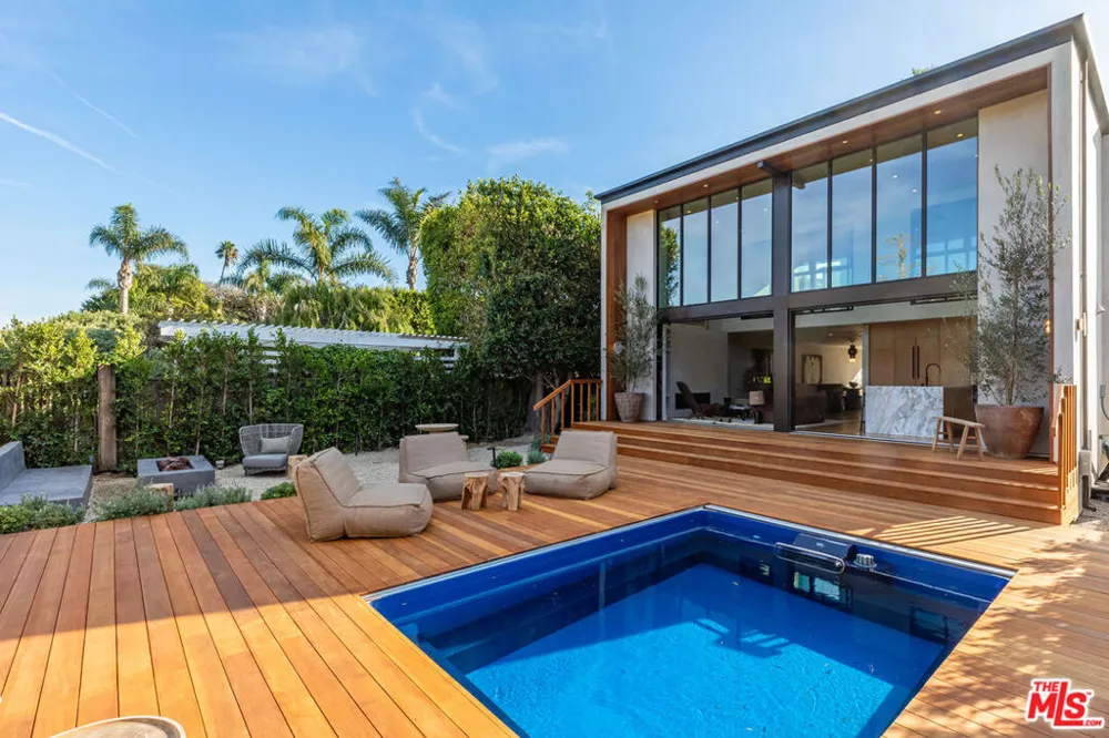 23505 Malibu Colony Road Malibu, CA 90265
