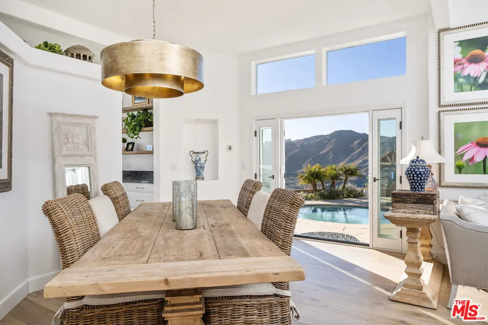 33310 Hassted Drive Malibu, CA 90265