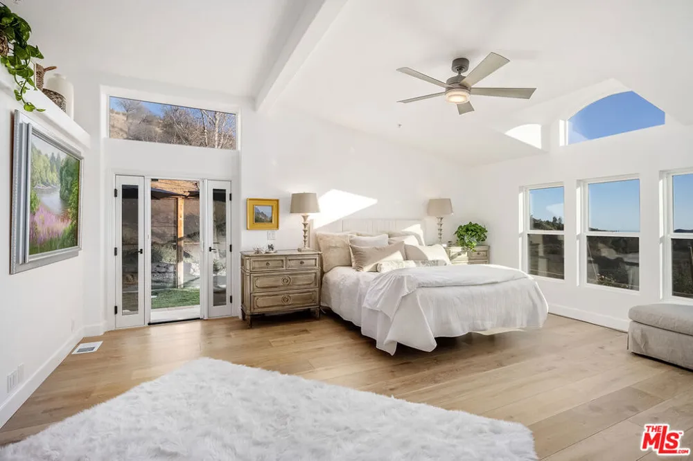 33310 Hassted Drive Malibu, CA 90265