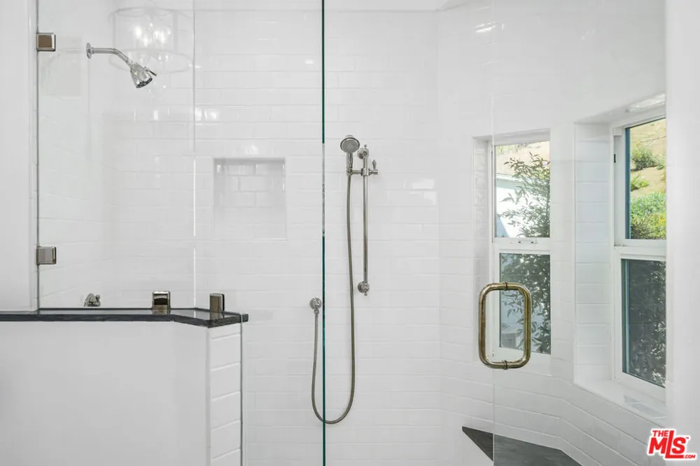 33310 Hassted Drive Malibu, CA 90265