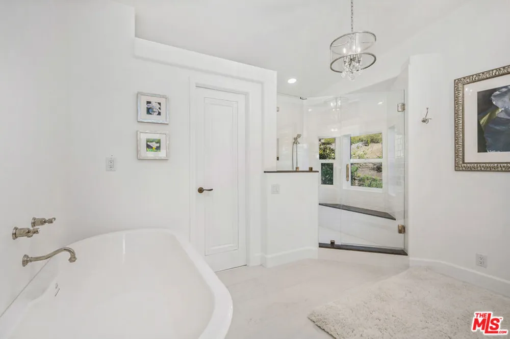 33310 Hassted Drive Malibu, CA 90265