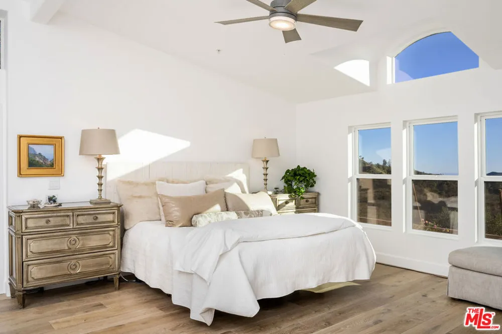 33310 Hassted Drive Malibu, CA 90265
