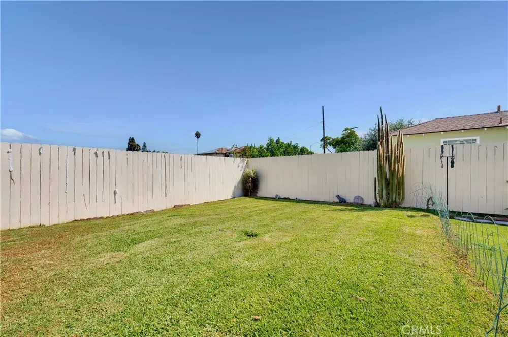 1802 E 53rd Long Beach, CA 90805
