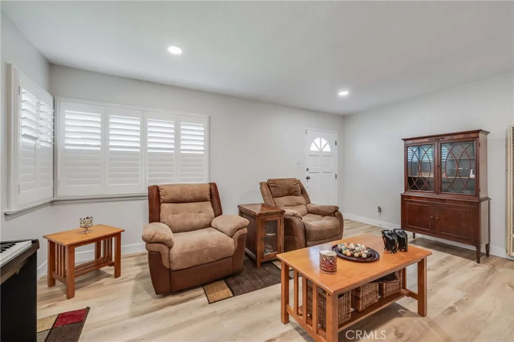 1802 E 53rd Long Beach, CA 90805