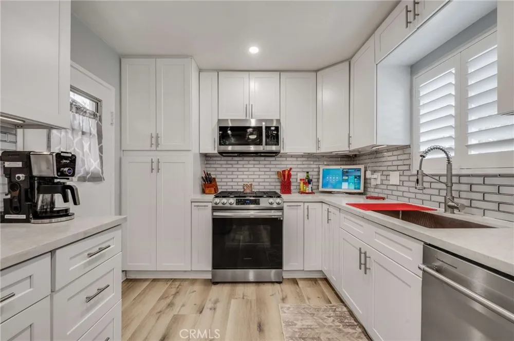 1802 E 53rd Long Beach, CA 90805