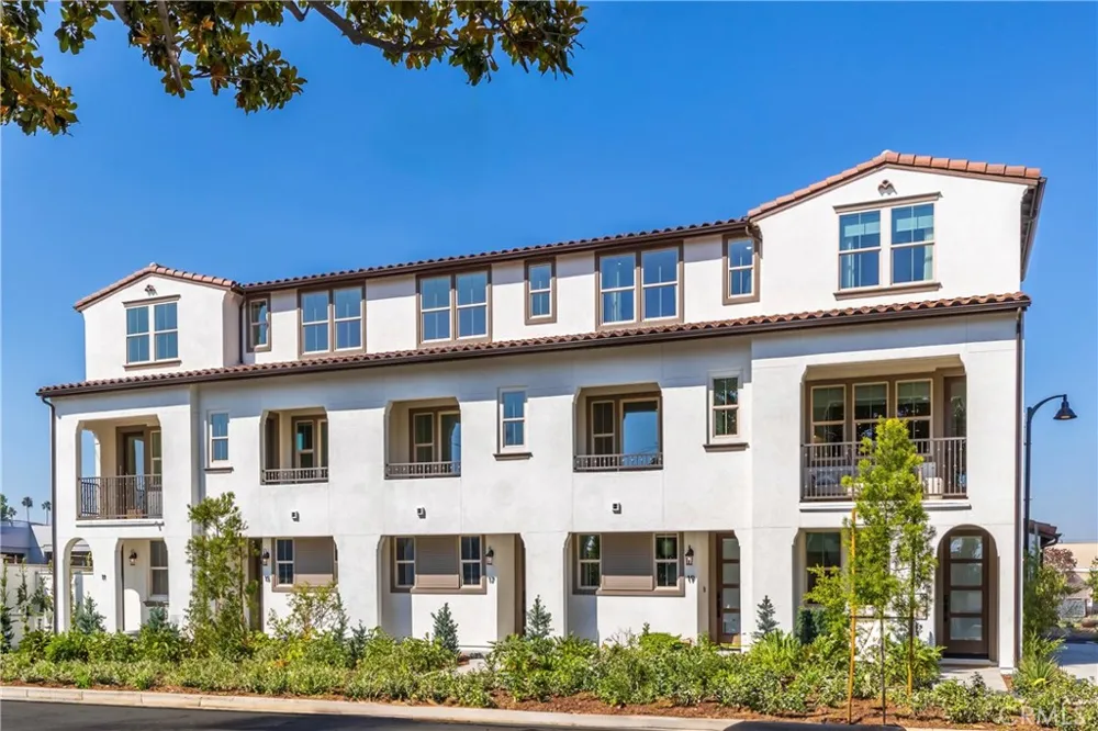 857 E Florista Lane Alhambra, CA 91801