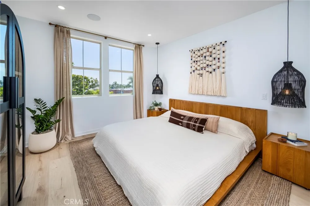 857 E Florista Lane Alhambra, CA 91801