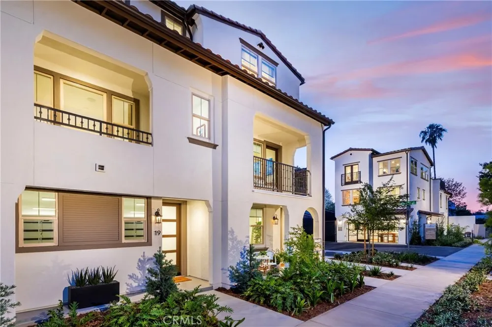 857 E Florista Lane Alhambra, CA 91801
