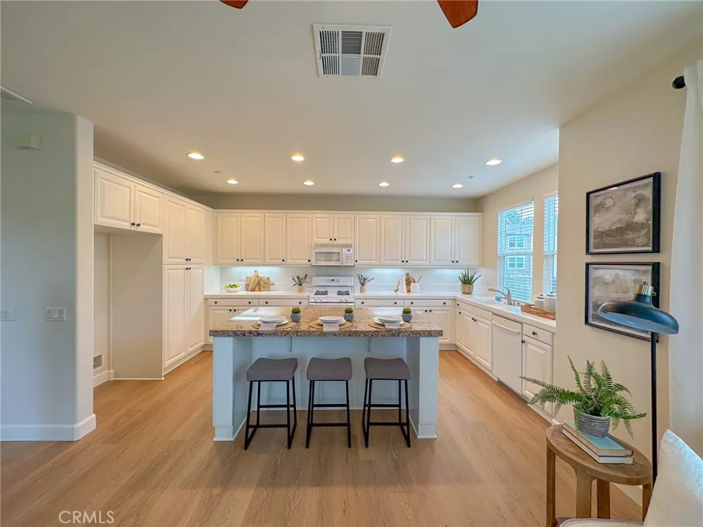 12 Durlston Ladera Ranch, CA 92694