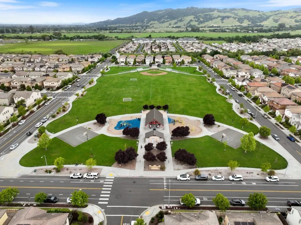 1533 Keats Place Rohnert Park, CA 94928