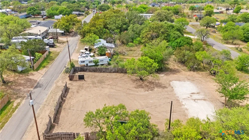 302 Seneca Drive Burnet, TX 78611