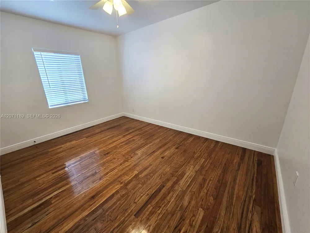 1855 SW 16th Ter Miami, FL 33145