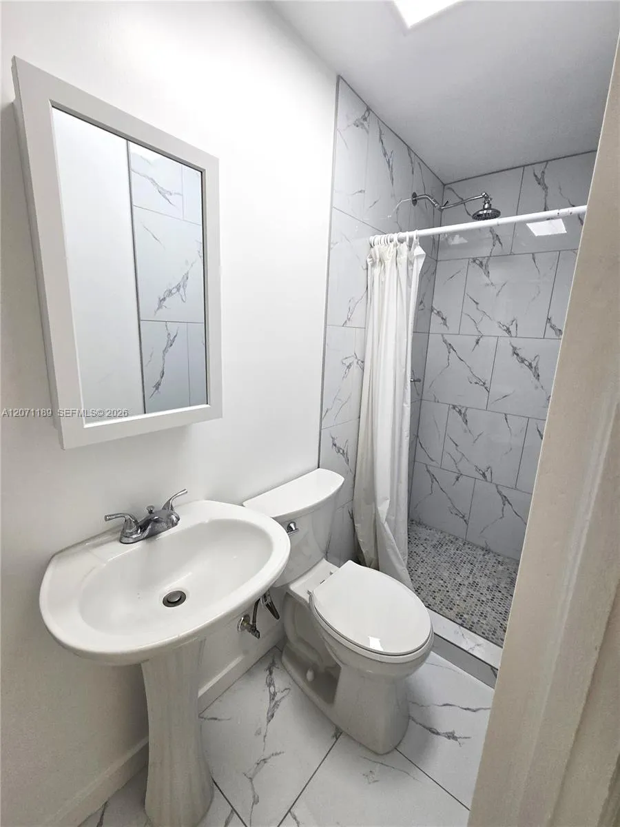 1855 SW 16th Ter Miami, FL 33145