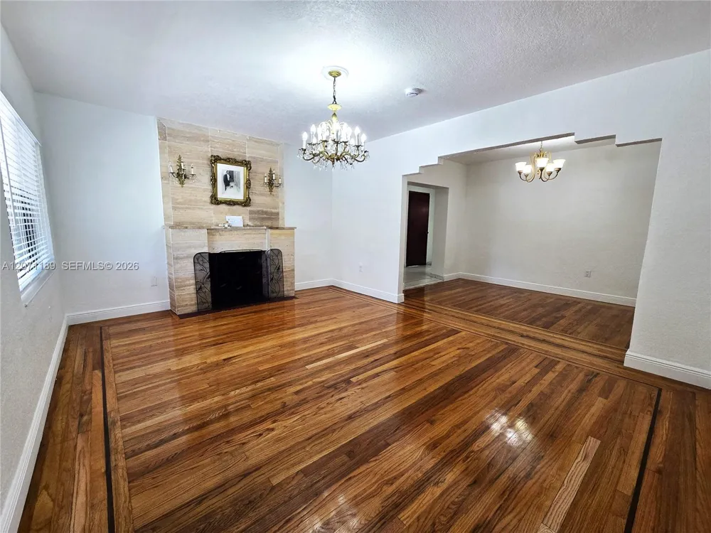 1855 SW 16th Ter Miami, FL 33145