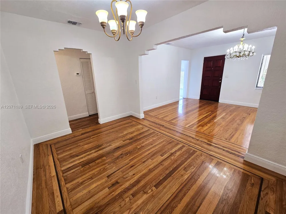 1855 SW 16th Ter Miami, FL 33145
