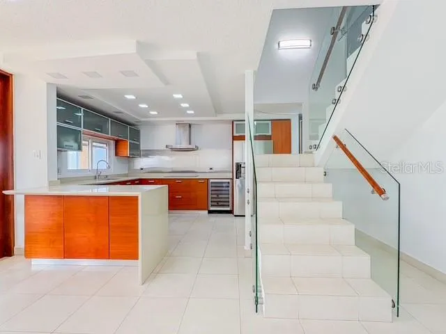 Villas Reales 410 VIA ESCORIAL Guaynabo, PR 00969