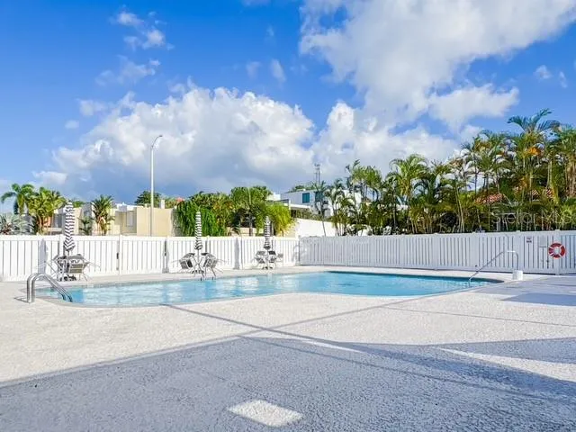 Villas Reales 410 VIA ESCORIAL Guaynabo, PR 00969
