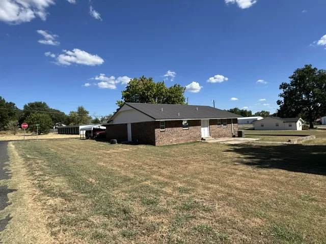 230 Pecan Stratford, OK 74872