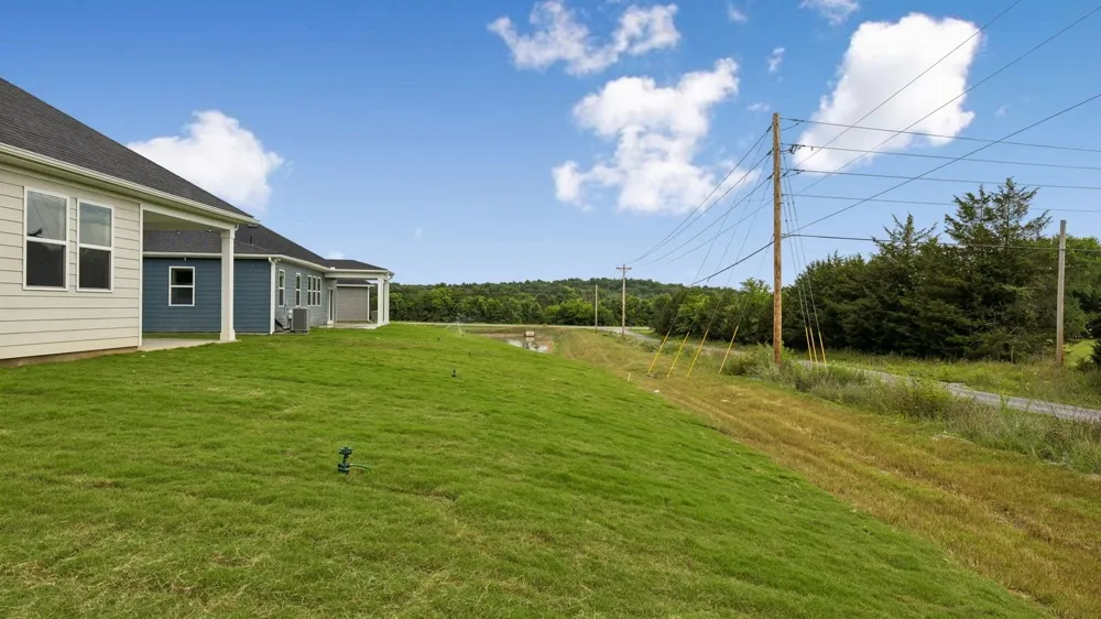 4325 Scarlet Ct Columbia, TN 38401