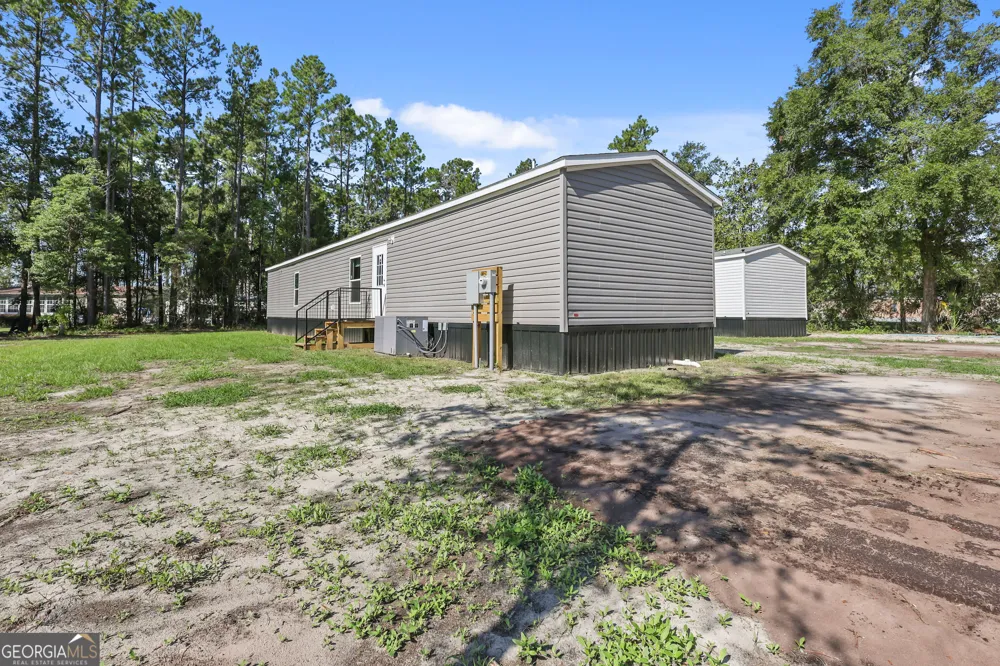 1126 East 121 PL Folkston, GA 31537