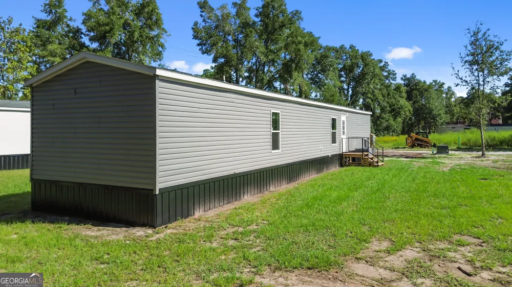 1126 East 121 PL Folkston, GA 31537
