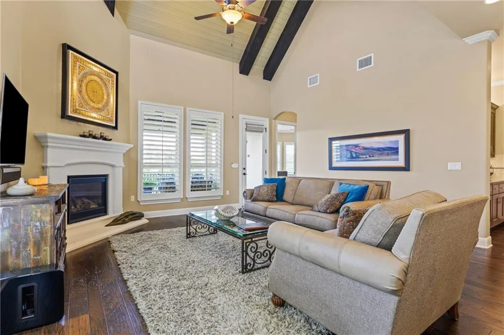 9200 Bayshore Bend #31 Austin, TX 78726