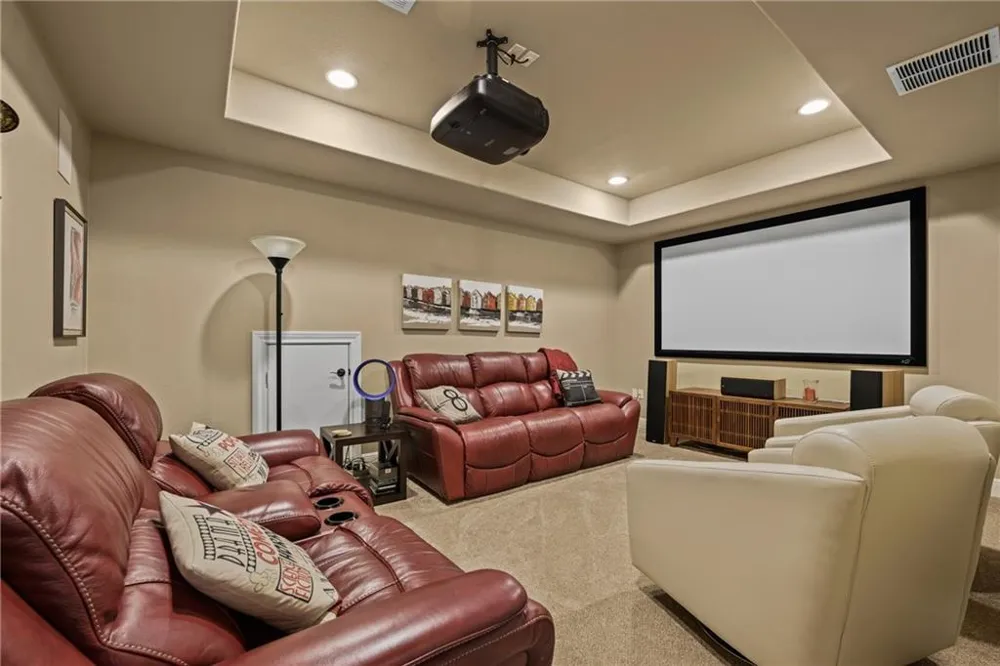 9200 Bayshore Bend #31 Austin, TX 78726