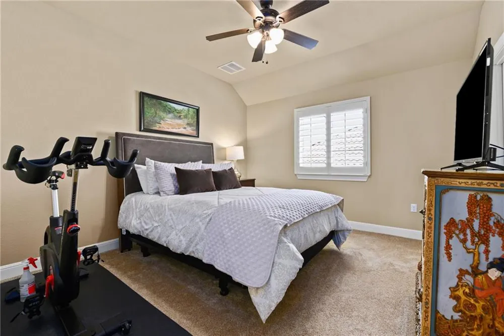 9200 Bayshore Bend #31 Austin, TX 78726