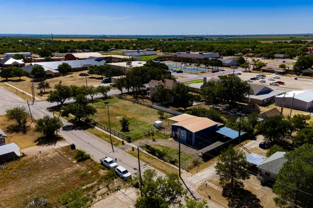502 S Orient Street Stamford, TX 79553
