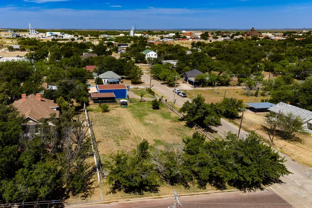 502 S Orient Street Stamford, TX 79553