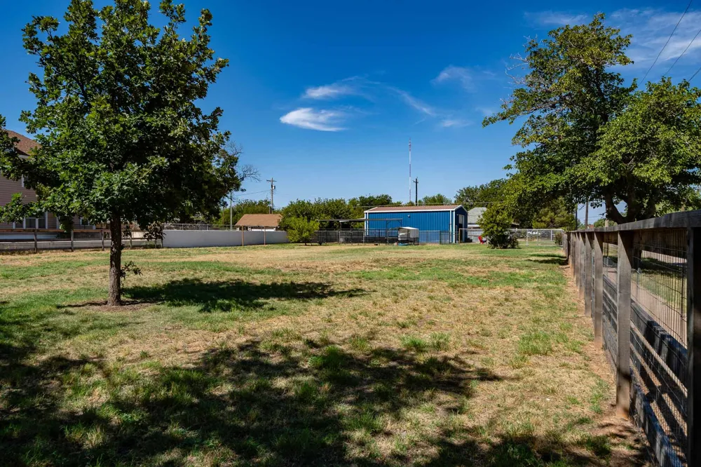 502 S Orient Street Stamford, TX 79553