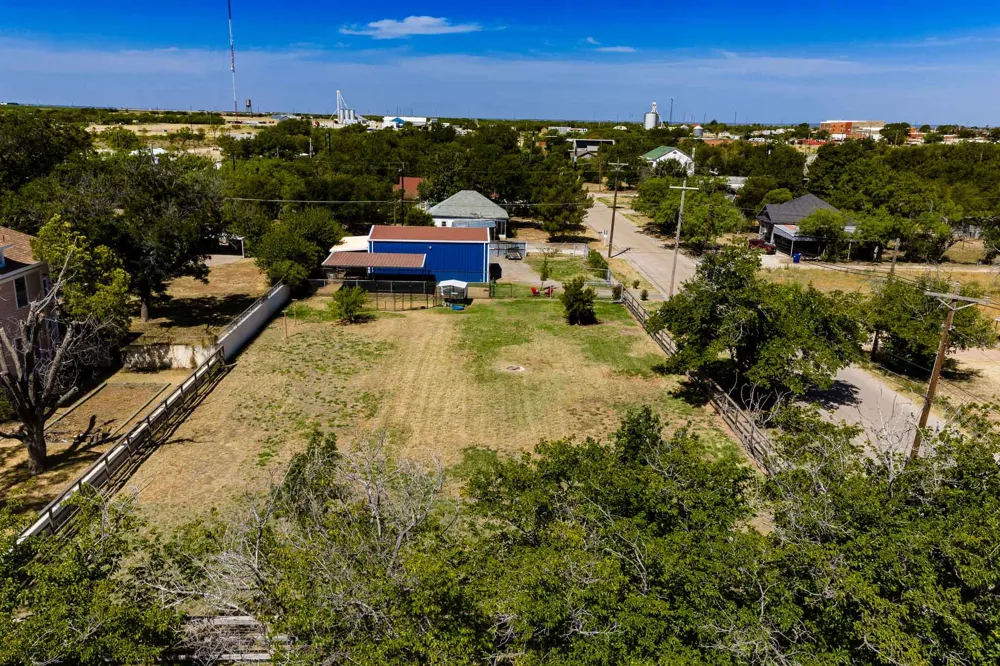 502 S Orient Street Stamford, TX 79553
