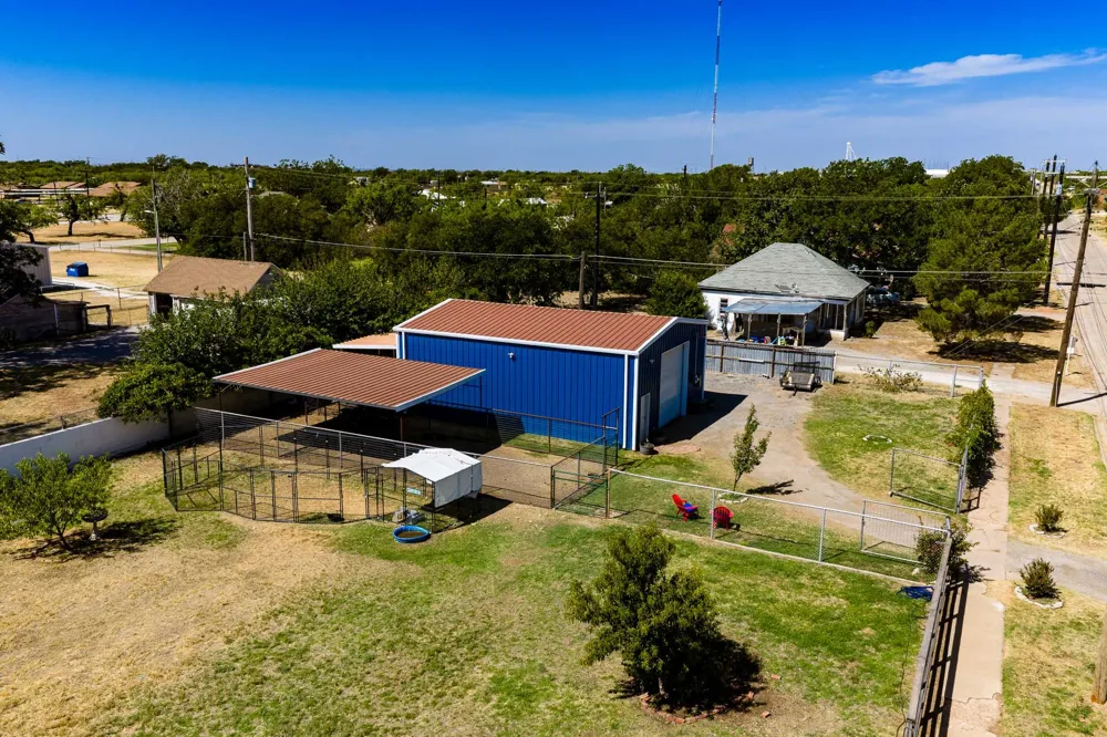 502 S Orient Street Stamford, TX 79553