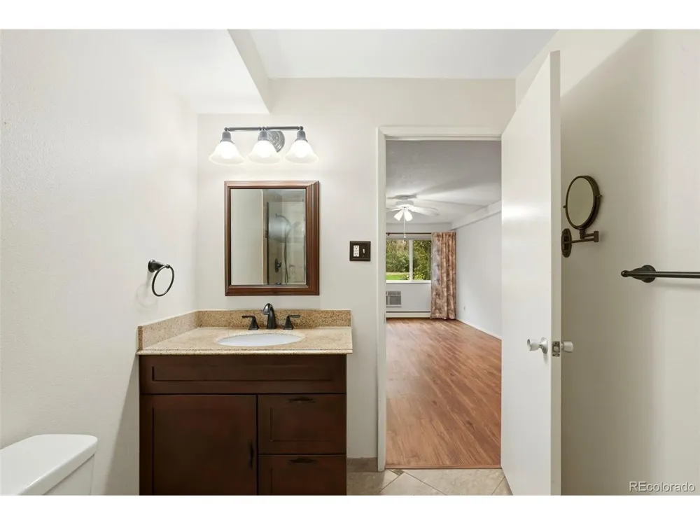 655 S Alton Way #655-10A Denver, CO 80247