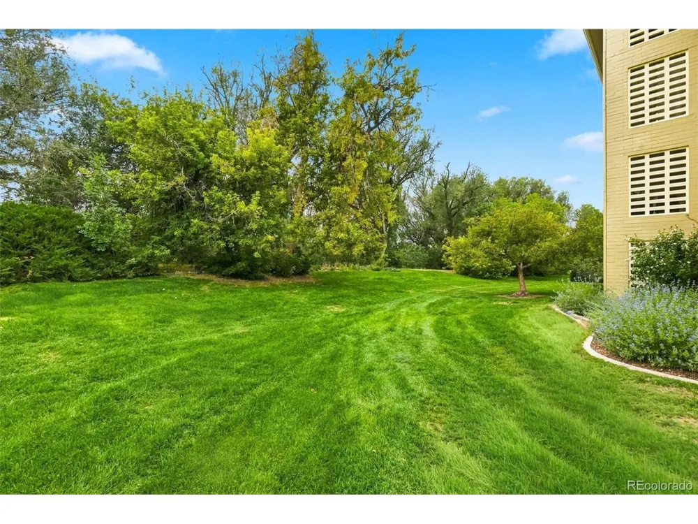 655 S Alton Way #655-10A Denver, CO 80247